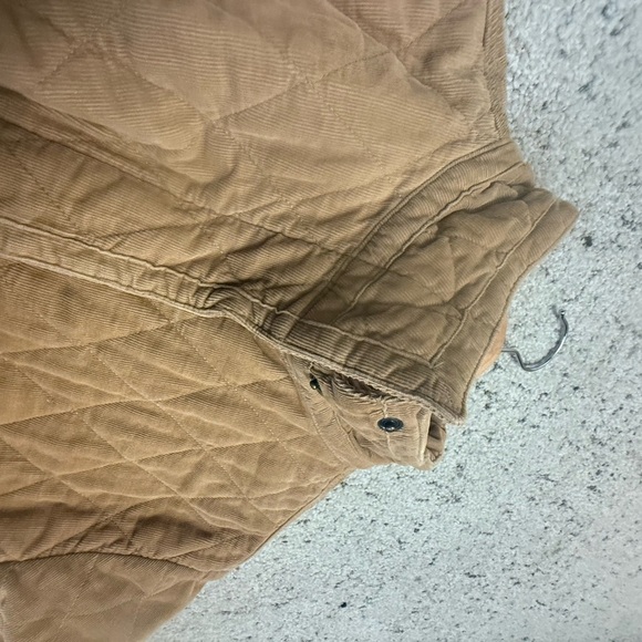 Eddie Bauer L quilted corduroy barn coat in EUC - Picture 14 of 16